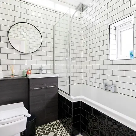 Spacious 2bed - 10min To Clifton Down Station Appartamento Bristol